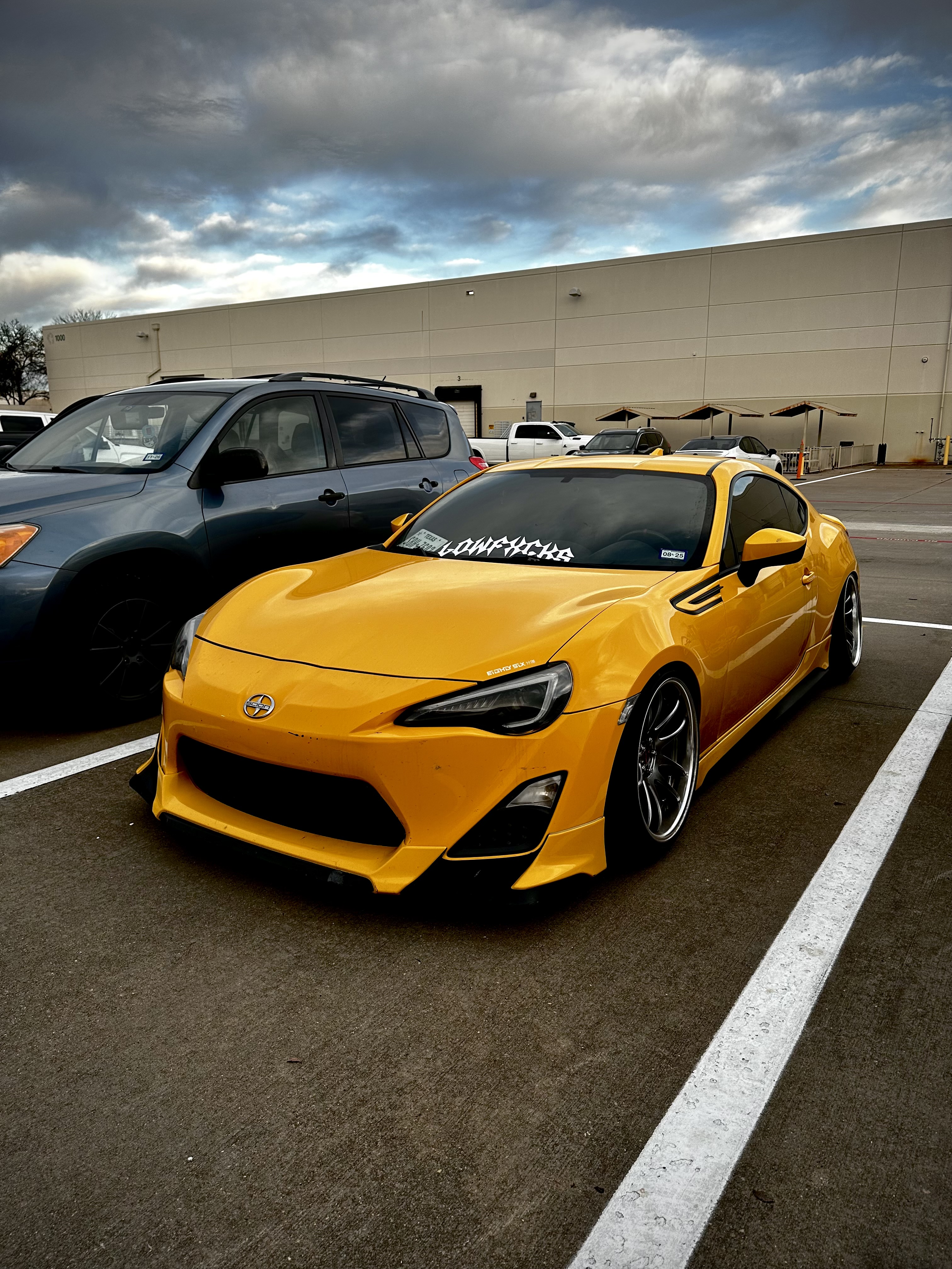 Scion Frs
